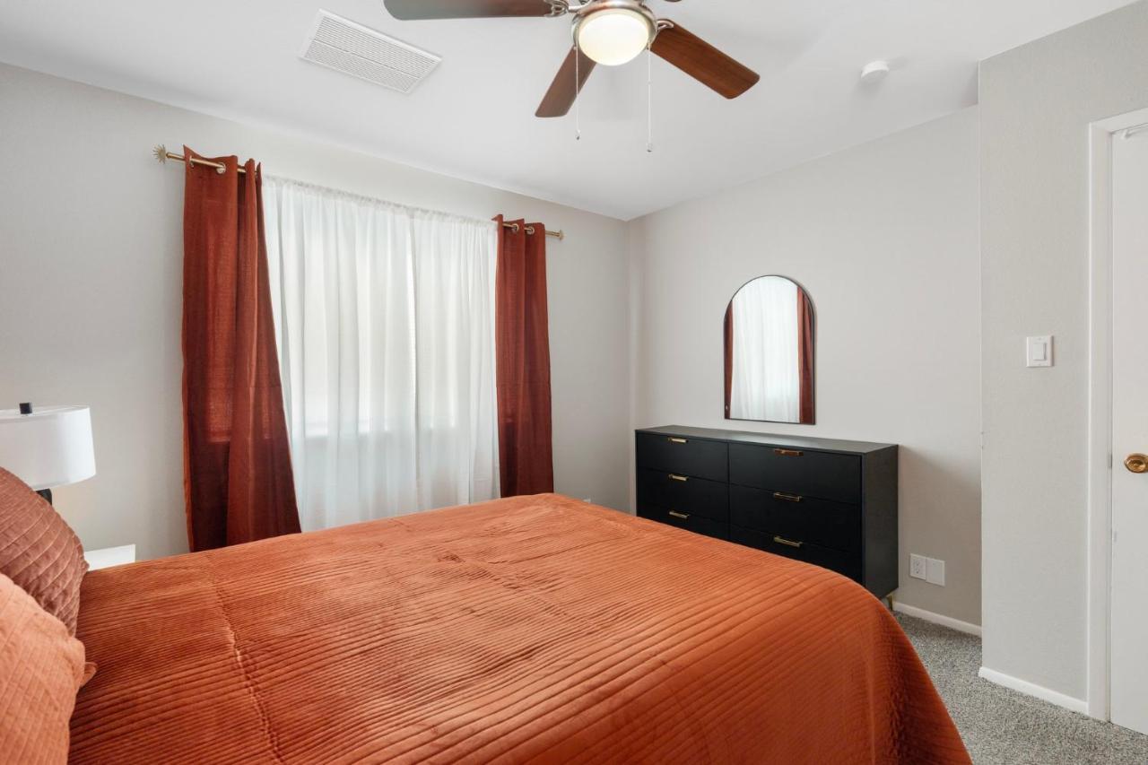 Cozy-Perfect Location-Private Pool-Heat Optional- Spring Training-Gcu Villa Phoenix Bagian luar foto