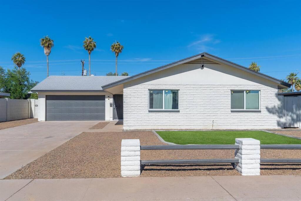Cozy-Perfect Location-Private Pool-Heat Optional- Spring Training-Gcu Villa Phoenix Bagian luar foto